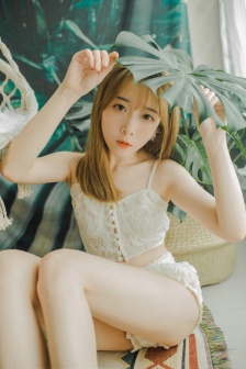 家里没人叫大声点我想听